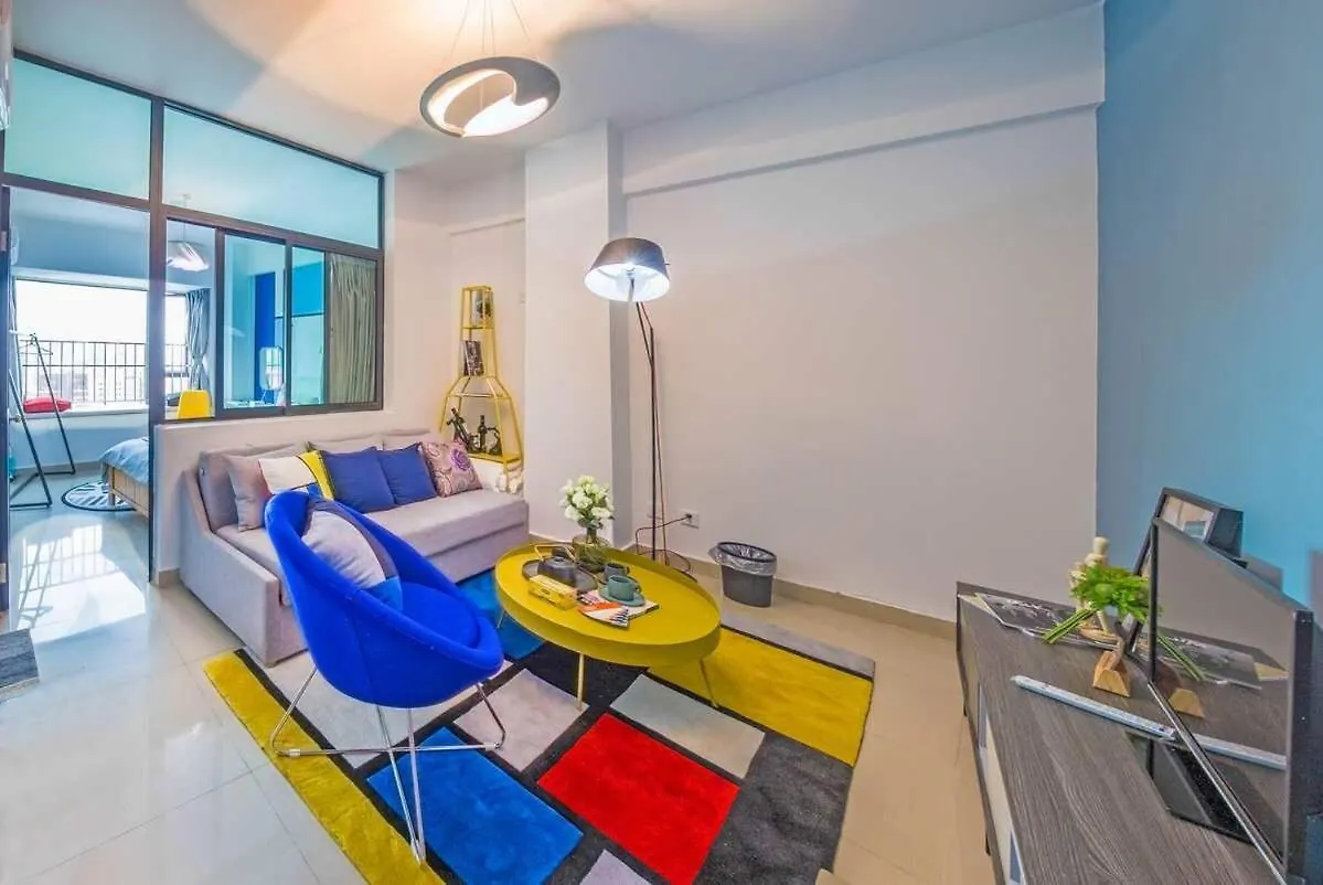 Zhuhai Xiangzhou District -Locals Apartment- Gongbei Port-00132520 Locals Apartment 00132520